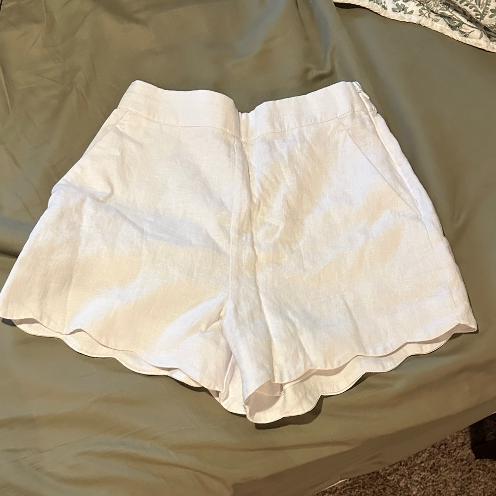 Abercrombie & Fitch Women's Cream Linen Shorts